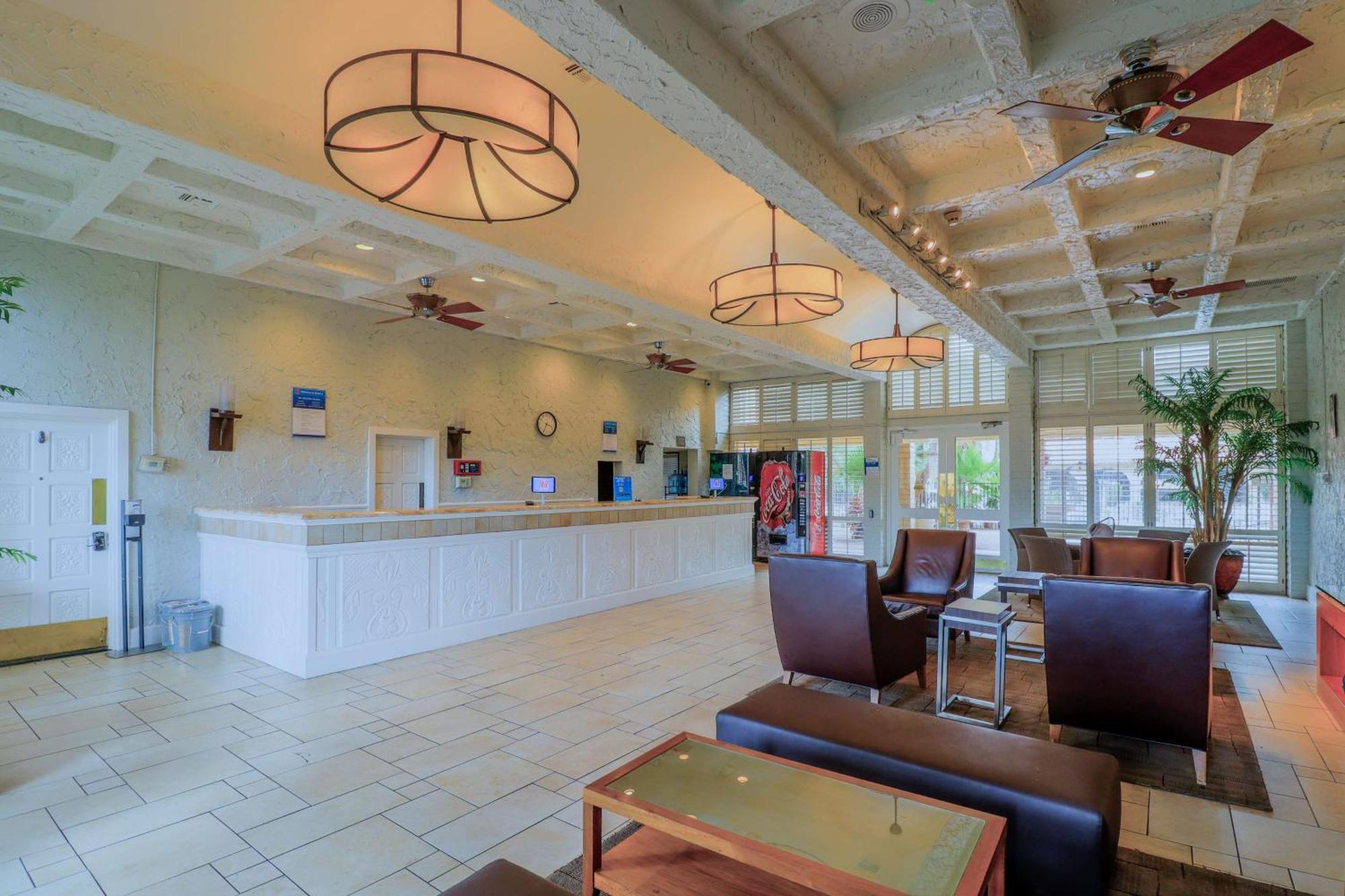 Hotel 6 Phoenix, Az - Sky Harbor 4*